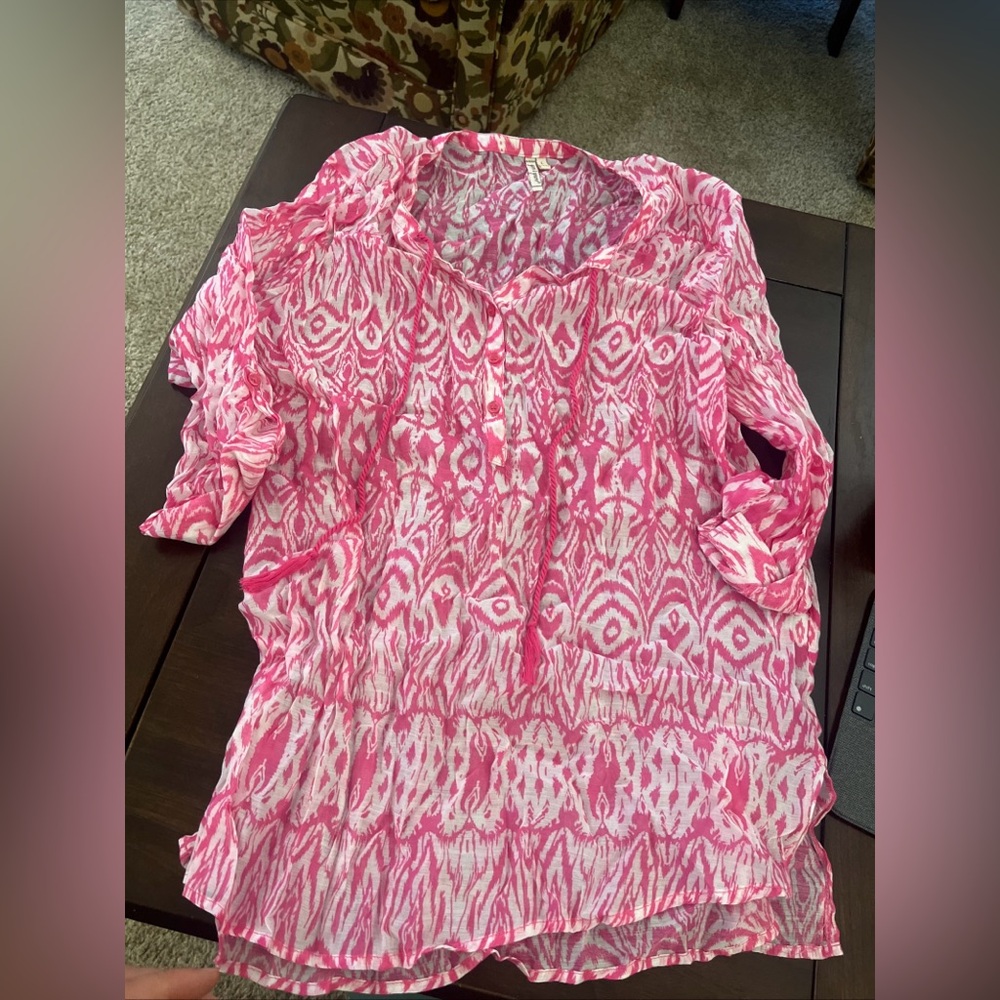 Grand & Greene Top Women’s Large Semi Sheer Pink White 3/4 Sleeve Split Neck Top